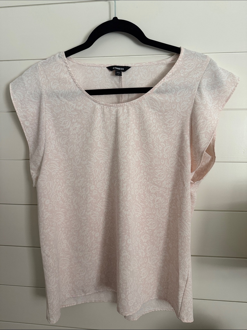 Express Pale Pink Floral Print Blouse